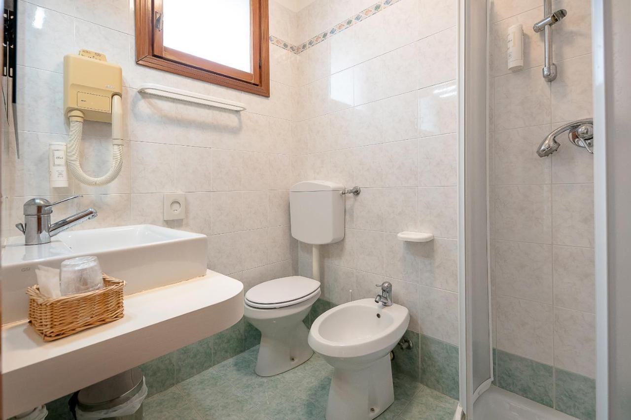 Royal Garnì Hotel 3*